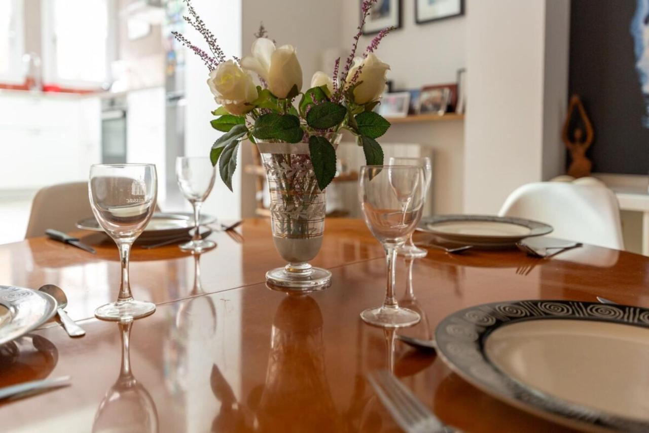 Furnished Apartment Near Palais De La Justice With 2 Bedrooms & A Garden Бордо Экстерьер фото